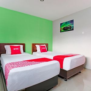 Kamar kembar economy